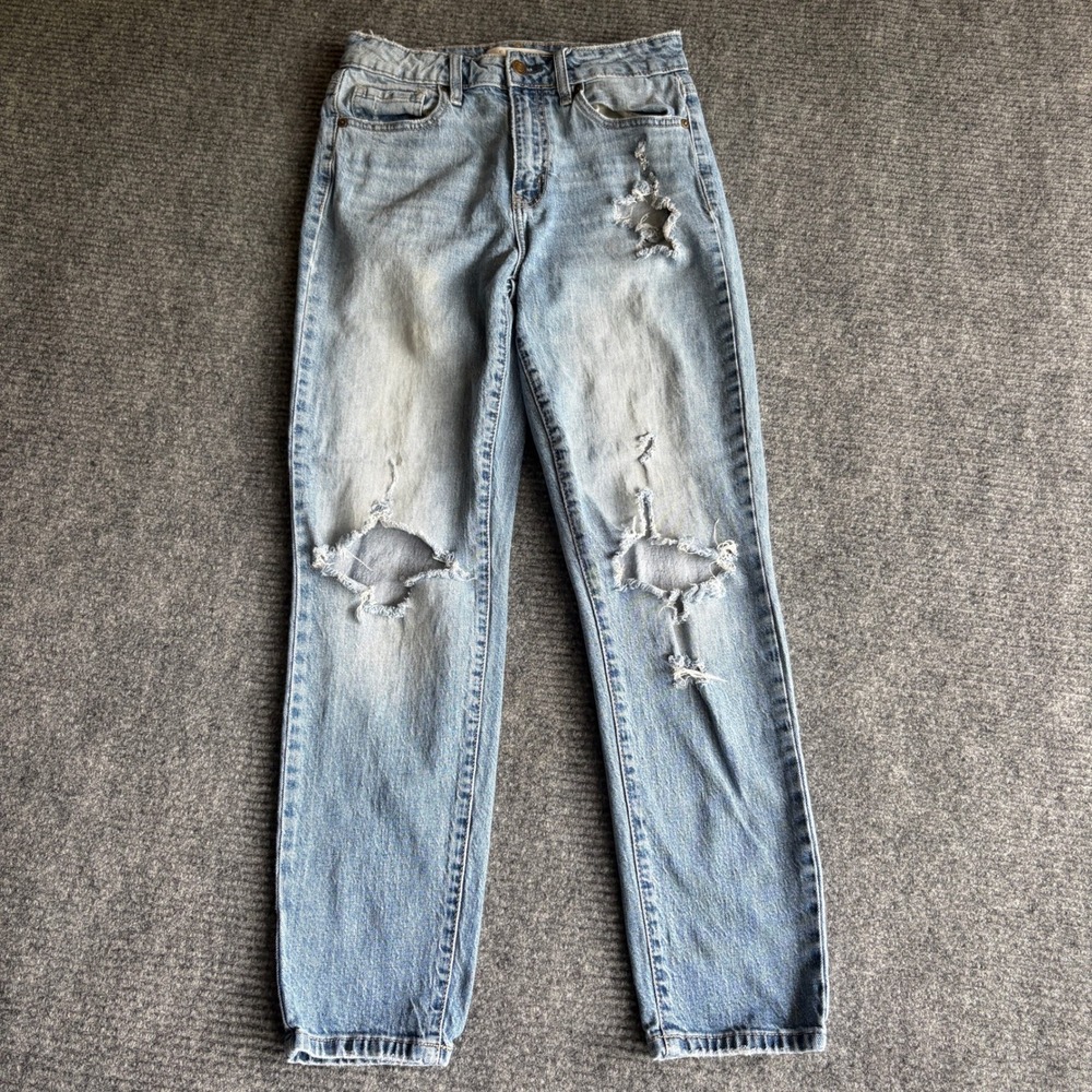 Eunina Super High Rise Mom Jean Ankle Distressed Light Wash Blue Size 25